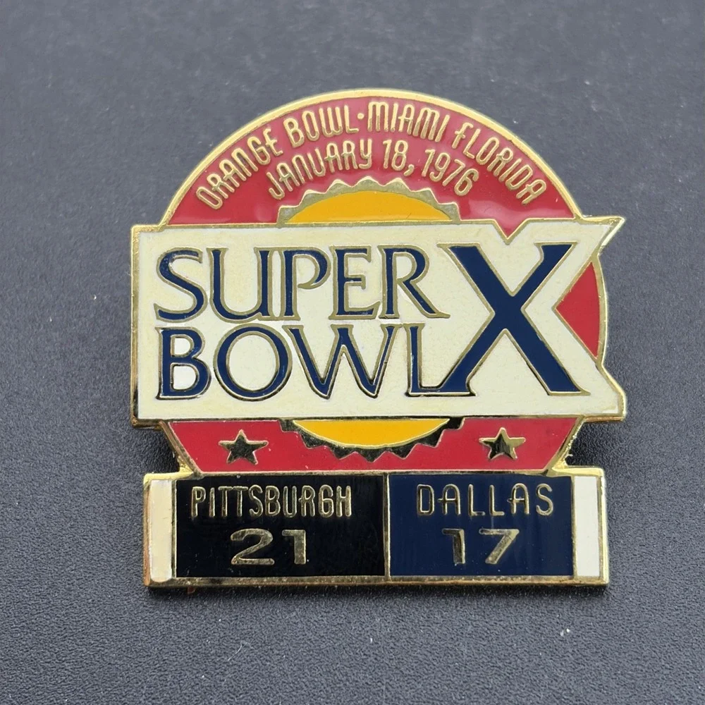 Super Bowl X Pittsburgh Steelers‎ Dallas Cowboys NFL Football Lapel Hat Pin